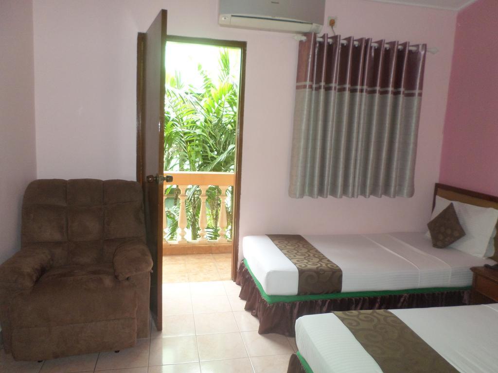 Skai Lodge Malé Rum bild