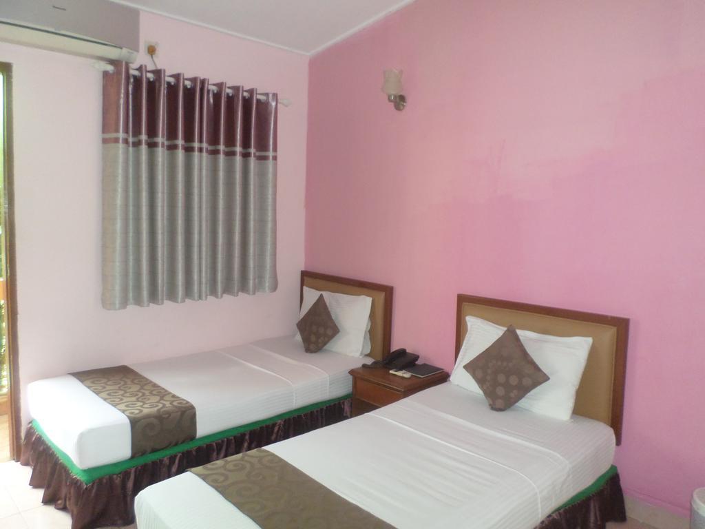 Skai Lodge Malé Rum bild